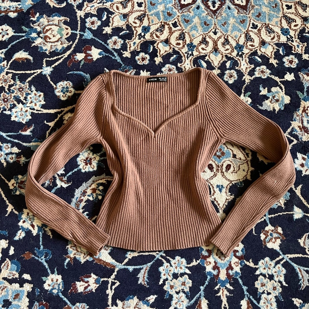 brown/tan long sleeve shirt